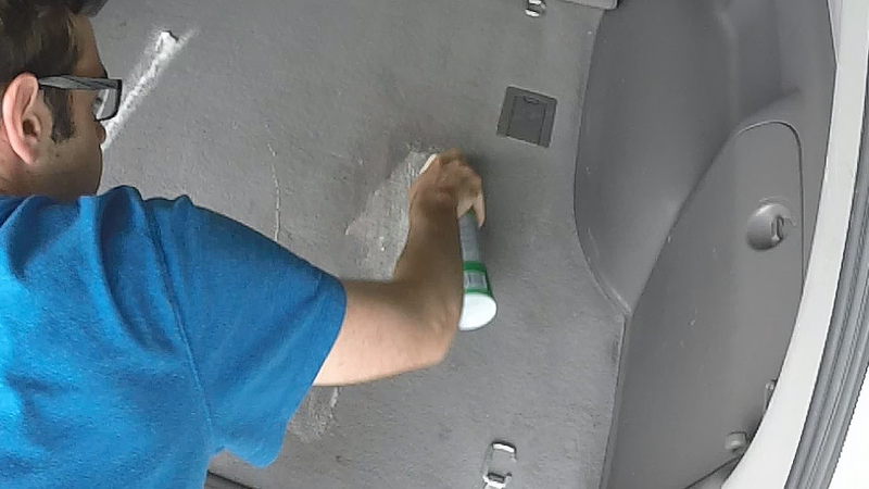 Illustration for article titled How To Clean Car Carpets For Less Than $10